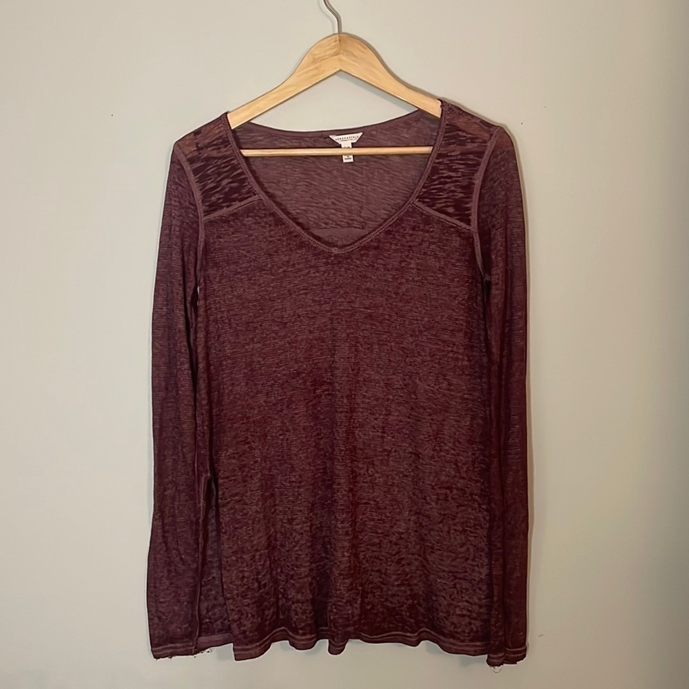 Aeropostale Thin Long Sleeve V Neck Top